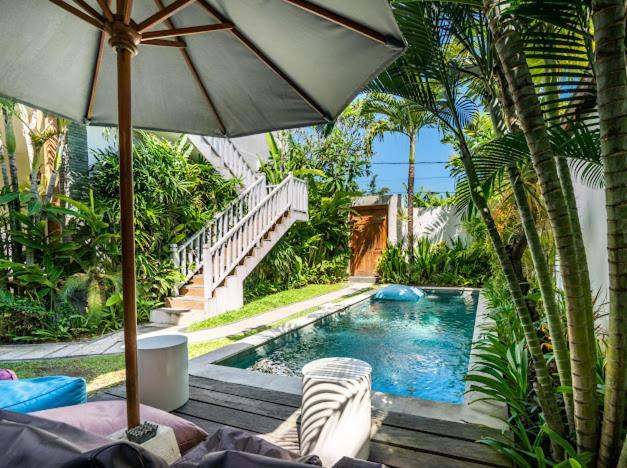 Kubu Guest House Seminyak  Exterior photo