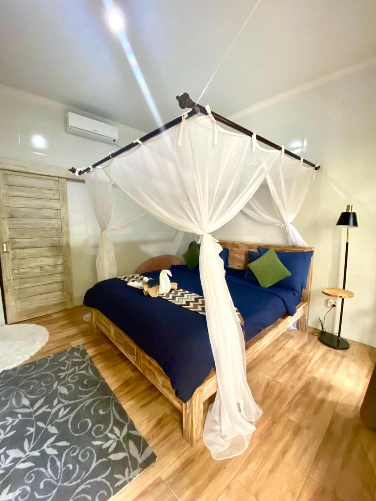 Kubu Guest House Seminyak  Exterior photo