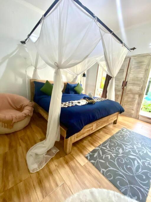Kubu Guest House Seminyak  Exterior photo
