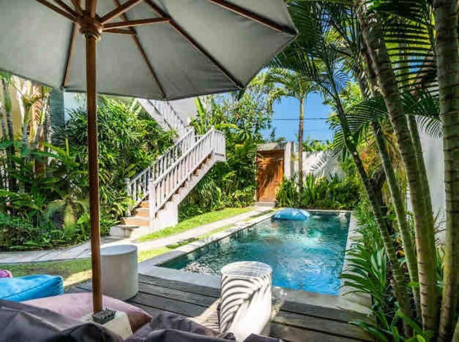 Kubu Guest House Seminyak  Exterior photo